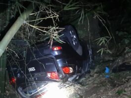 Vehicle overturns after plunging down precipice at La Croix Maingot.