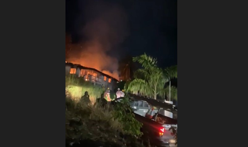 Abandoned building goes up in flames at Pavee, Castries.