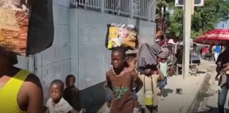 Haitians fleeing violence in Port au Prince.