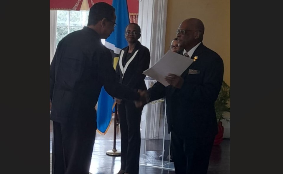 David Commissiong presents credentials to Saint Lucia's Governor General.