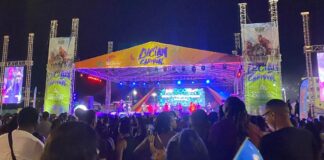 Crown stands near stage at Calypso finals.