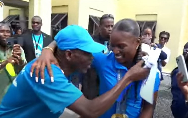 Cuthbert Modeste embraces Julien Alfred