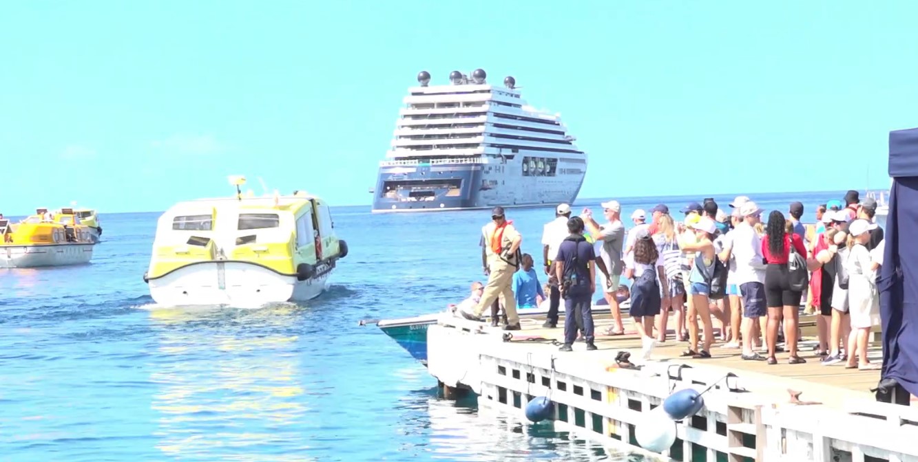 Soufriere cruise ship welcome