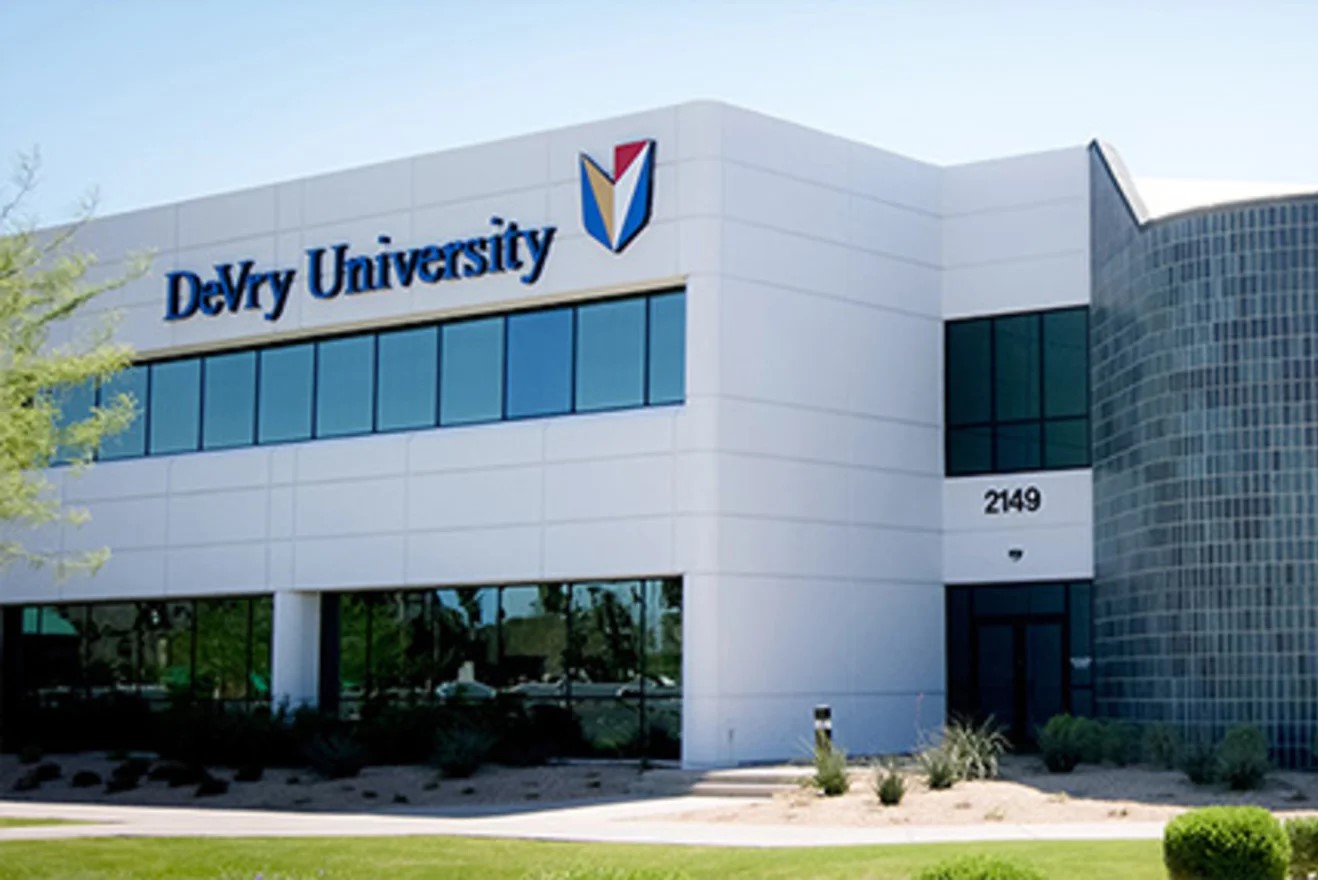 DeVry University Expands Scholarship Initiative to Saint Lucians