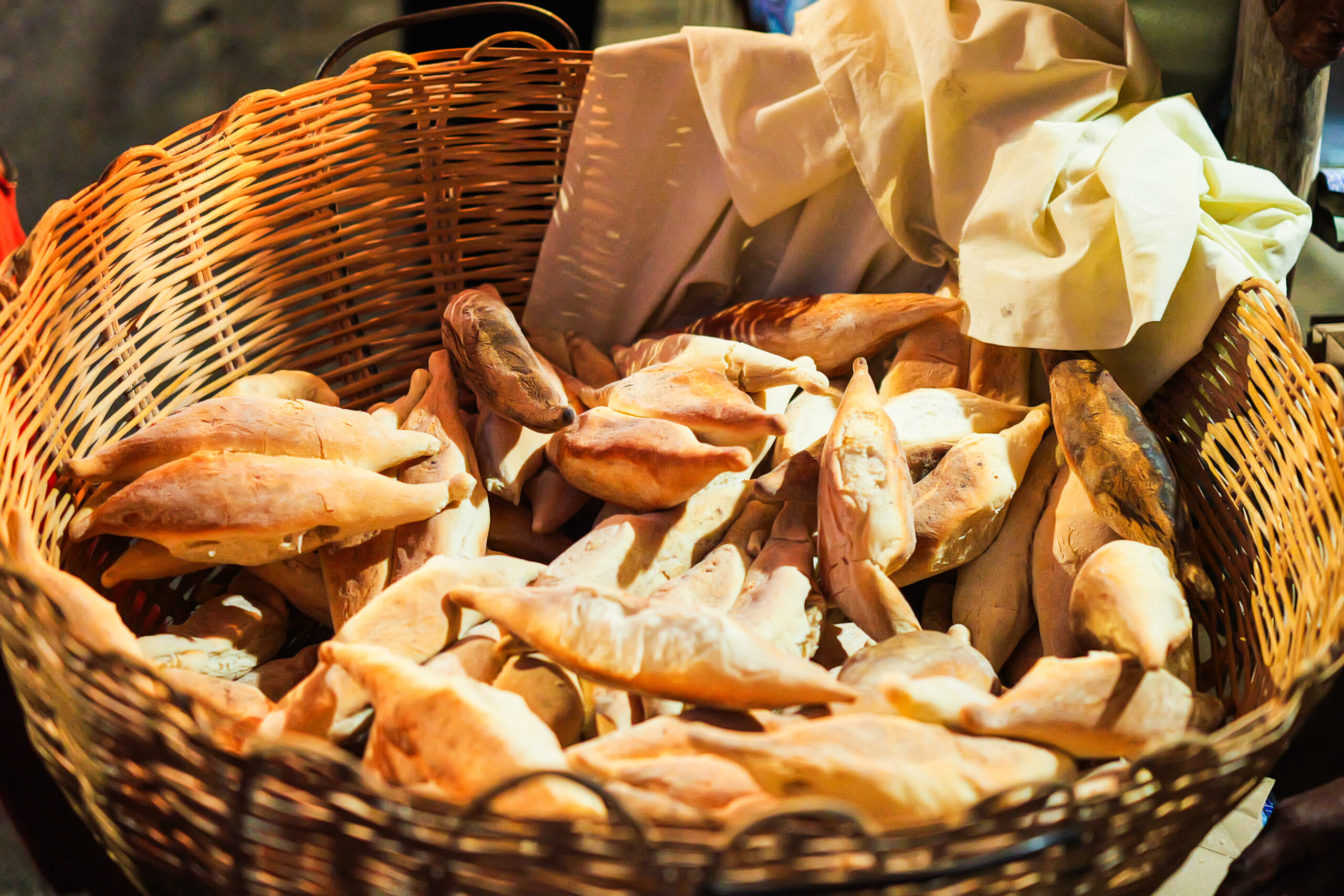 Thomazo local bread uses a dirt oven which can bake up to 100 loaves at one time. (Photo credit: McAllister Hunt)