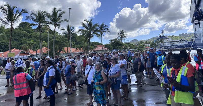 Record-breaking 750 000 visitors expected as Saint Lucia reopens cruise ship season