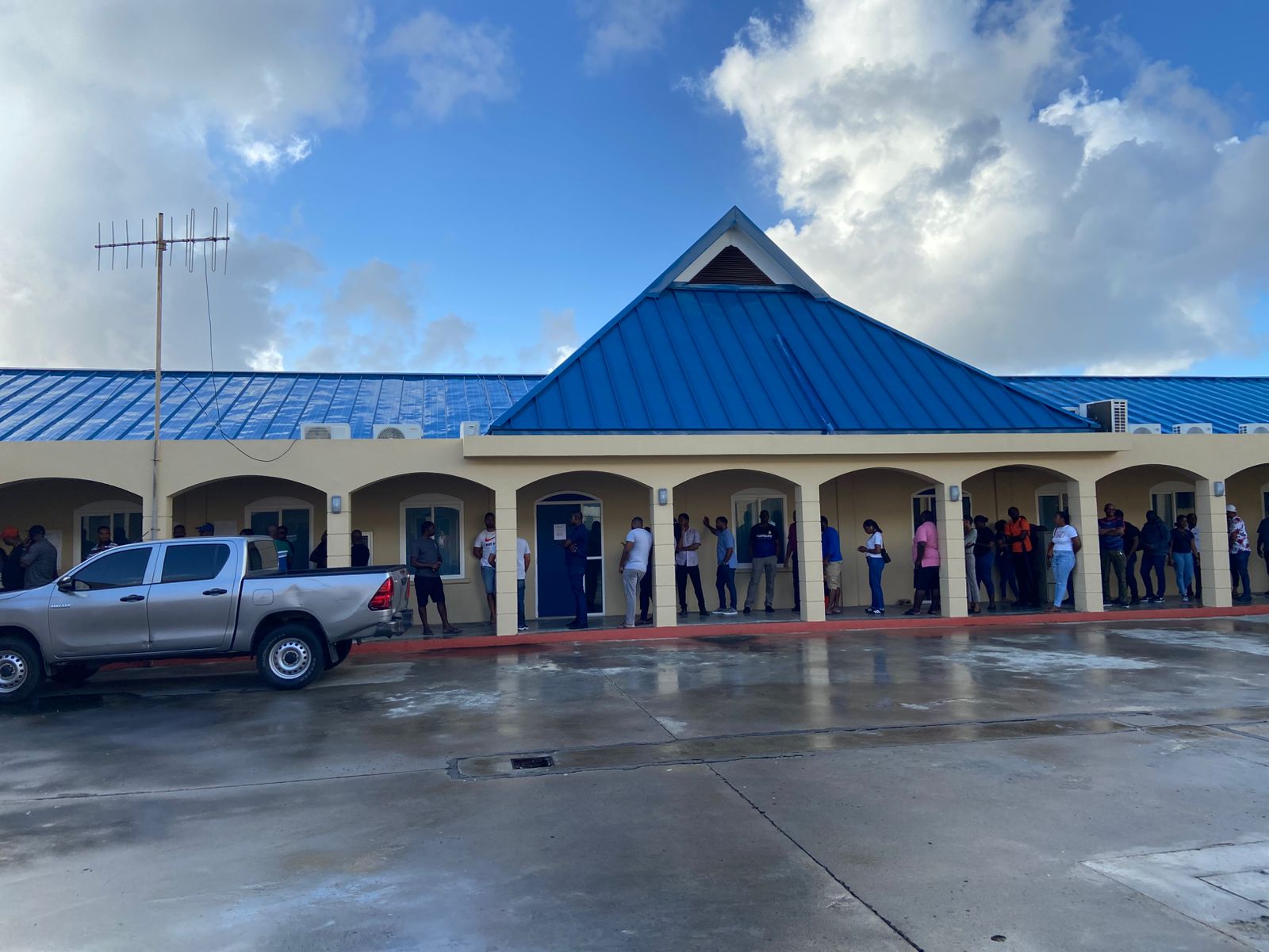 High Turnout as Southern, Eastern Emergency Workers Cast Ballots