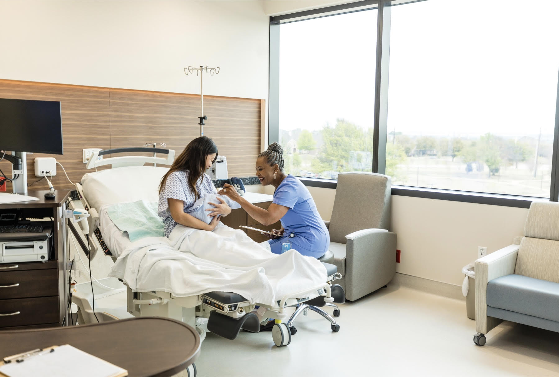 Breast milk is the best food for babies, but at what cost? From the point of view of a lactation specialist.