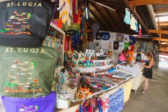 Vendors highlight mounting pressures from rent, taxes and unpredictable spending