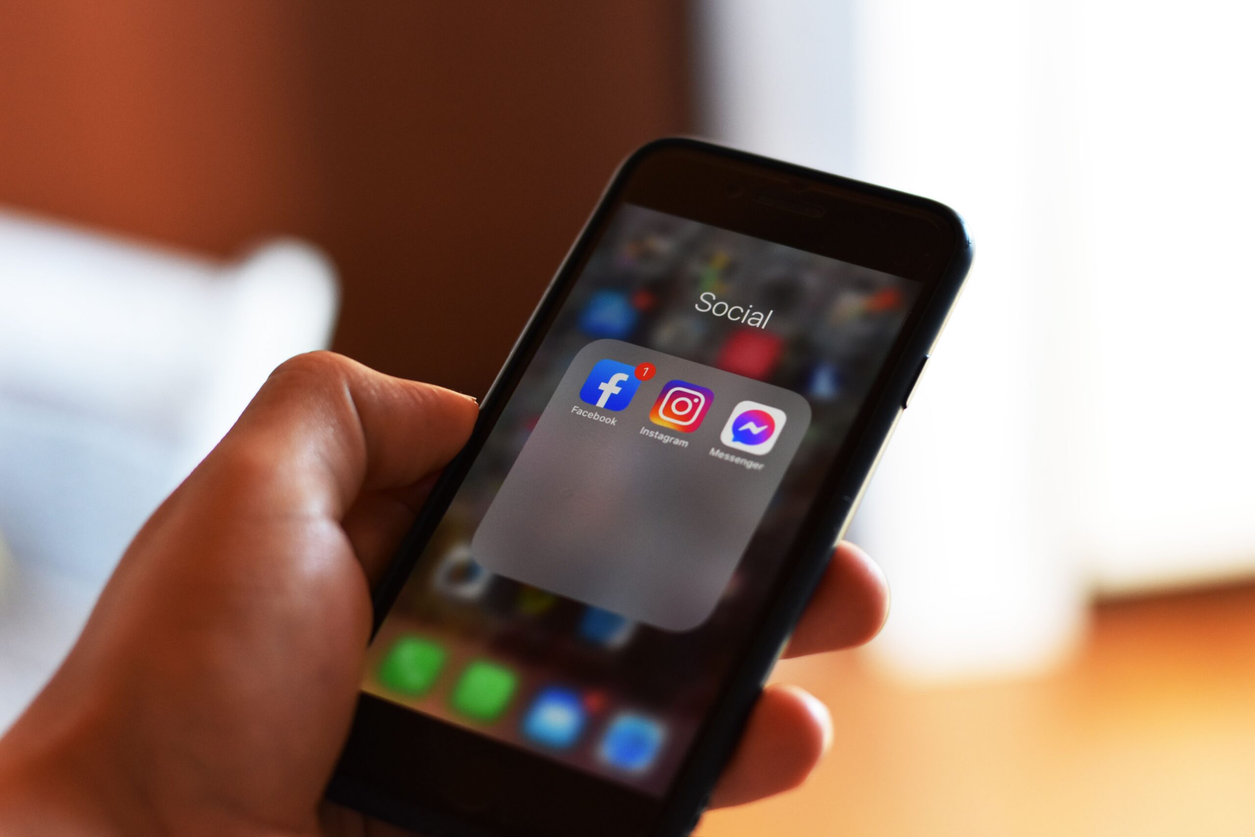 UK to roll out social media ban for minors. What about Saint Lucia?