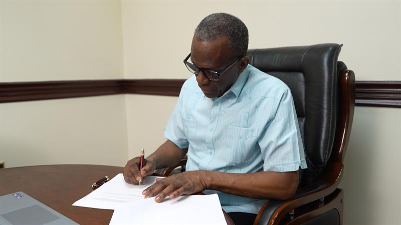 Saint Lucia signs eye care partnership that could help 50,000 people