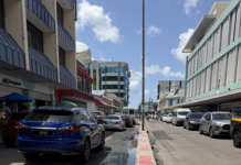 Wastewater seeping onto Bridge Street raises health concerns among vendors