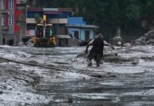 Death toll rises to 362, over 1 000 missing after Nepal-Tibet floods