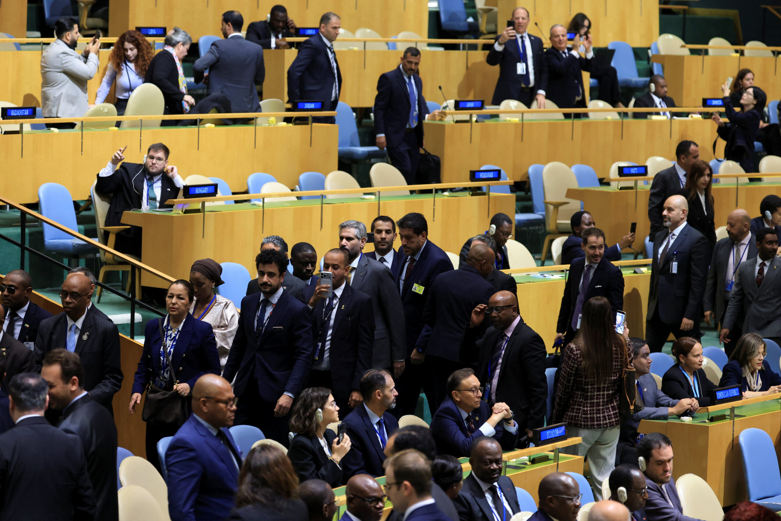 PM denies reports of Saint Lucia walk out