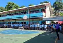 School unites in prayer for students hurt in Cas En Bas crash