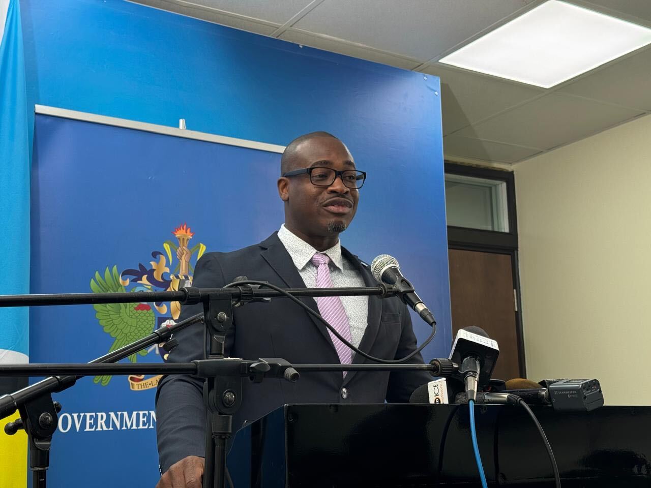 Teachers get one day midterm break, Casimir explains